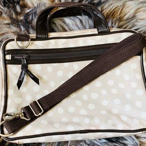 Thirty one carrying bag with crossbody strap